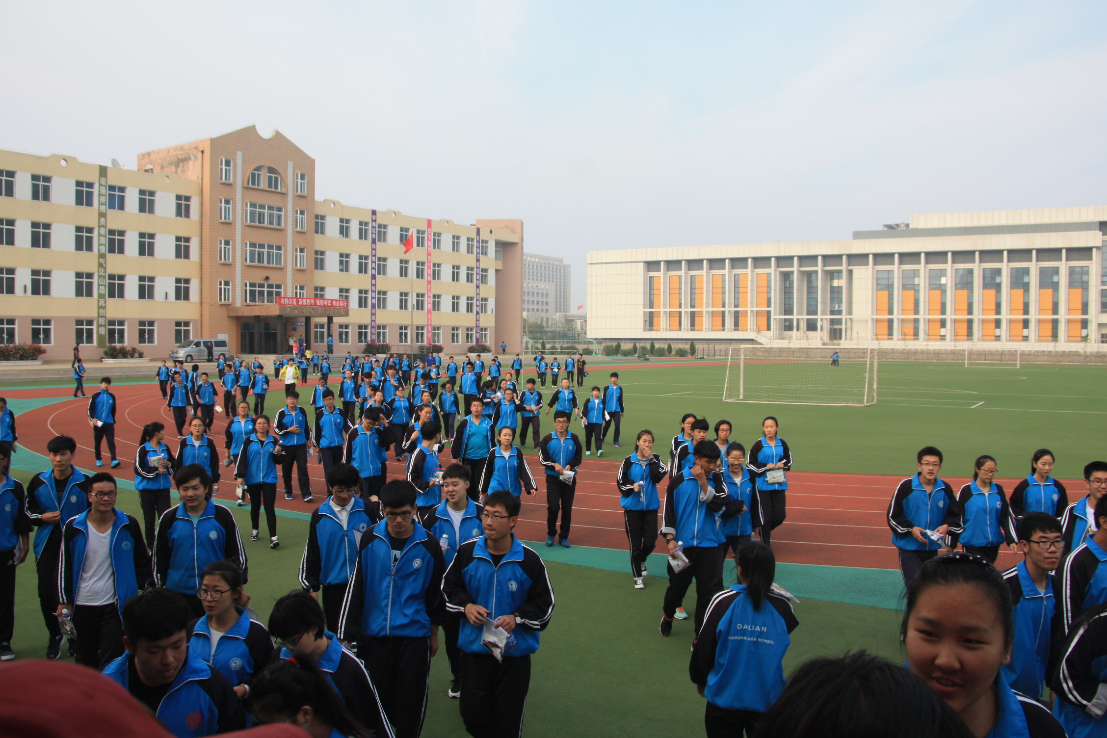 大连长海县高级中学图片